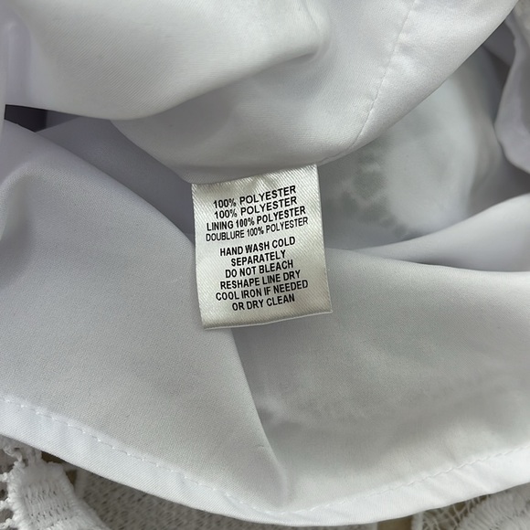 Saks fifth avenue lace top XS - Picture 3 of 4